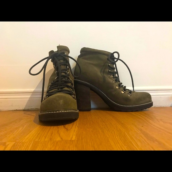 Diesel Olive High Heels 125$ - Picture 3 of 3